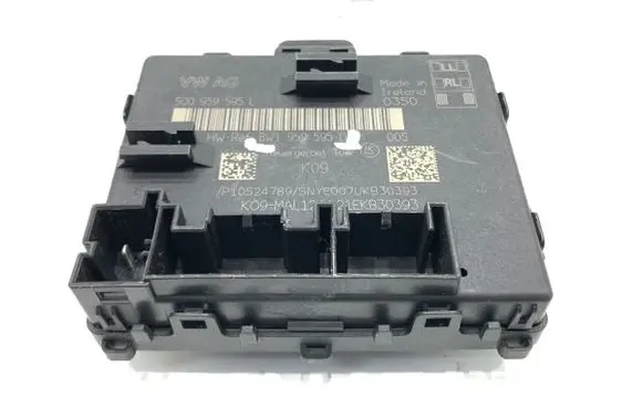 Volkswagen PASSAT B8 Other control units/modules 8W1959595D