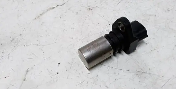 Toyota Yaris Crankshaft position sensor 9091905063 0296001391