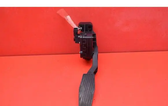 Opel Astra H Accelerator throttle pedal 9157998BK