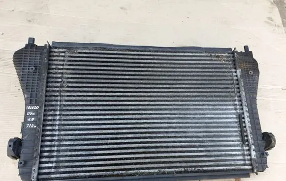 Seat Toledo III (5P) Intercooler radiator 1K0121345M