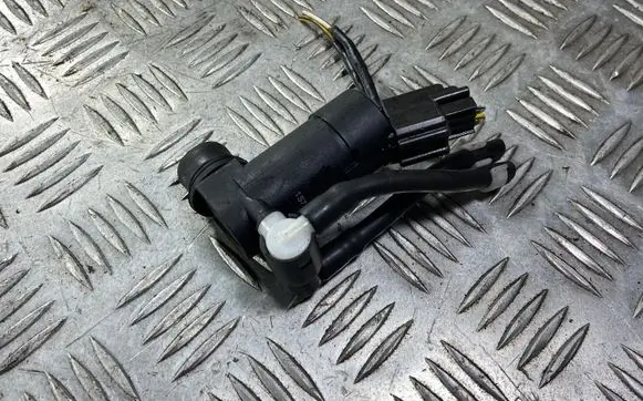Volvo S80 Windscreen/windshield washer pump 1S7117K624FE 1S7117K624