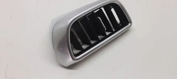 Porsche Cayenne (92A) Rear air vent grill 18012017