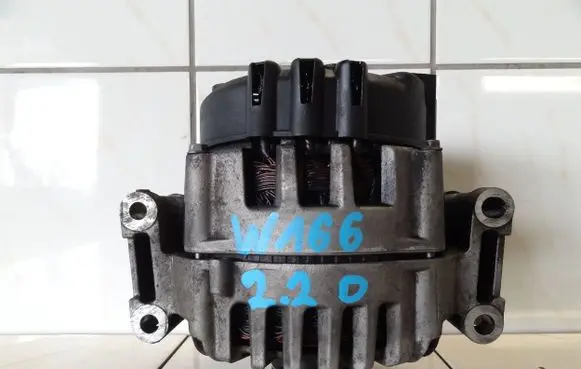 Mercedes-Benz ML W166 Generator/alternator A0009067900