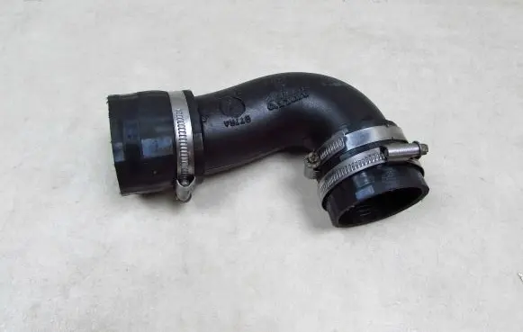 Volvo V70 Intercooler hose/pipe 31338572 54672