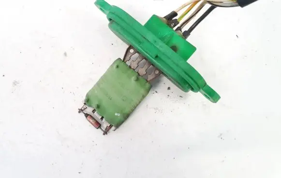 Iveco Daily 40.8 Heater blower motor/fan resistor 500326616
