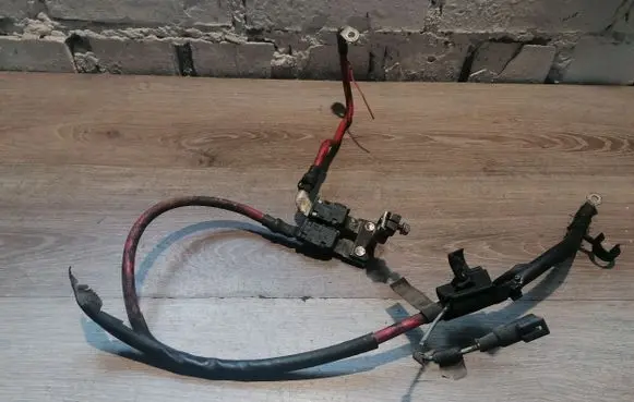 Volvo S40 Positive cable (battery) 1801029