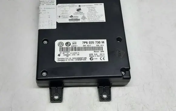 Volkswagen Transporter - Caravelle T5 Bluetooth control unit module 7P6035730M