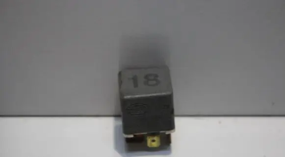 Audi A4 S4 B5 8D Other relay 191937503