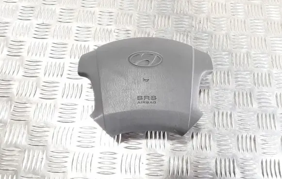 Hyundai Terracan Steering wheel airbag