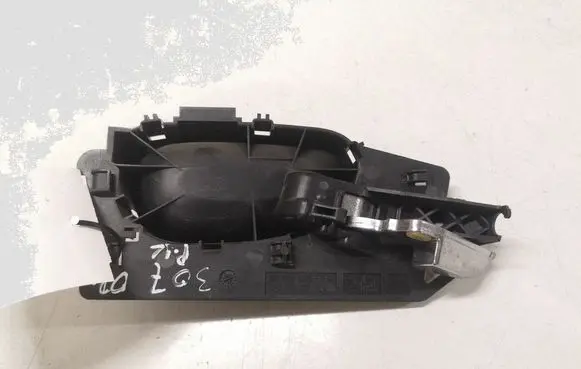 Peugeot 307 Front door interior handle 9643604577