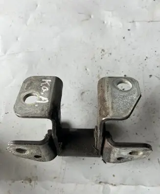 Dodge Durango III Rear door lower hinge 