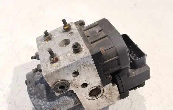 Nissan Almera N16 ABS Pump 476604U101 0265216787 0273004505