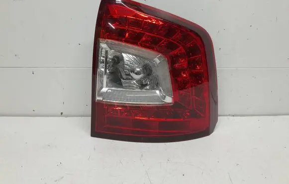 Skoda Octavia Mk2 (1Z) Rear/tail lights 201403