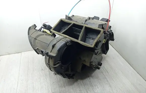 Citroen C4 I Interior heater climate box assembly 9657556377 BF7123081224 79683
