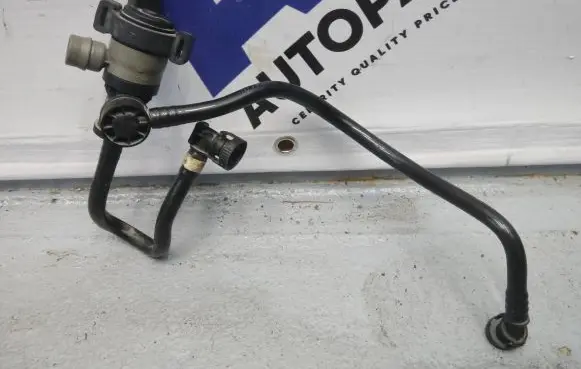 BMW 3 F30 F35 F31 Valve vacuum 7636144 2158