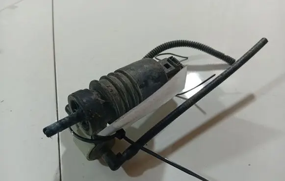 Windscreen/windshield washer pump