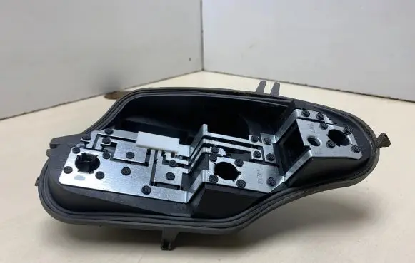 Citroen C3 Tail light bulb cover holder PR21W