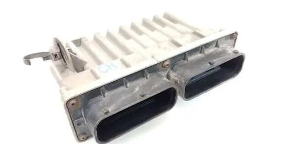Opel Zafira A Fan control module 24410129 804024