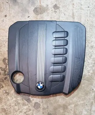 BMW 7 F01 F02 F03 F04 Engine cover (trim) 13717800575 7800575 11252010