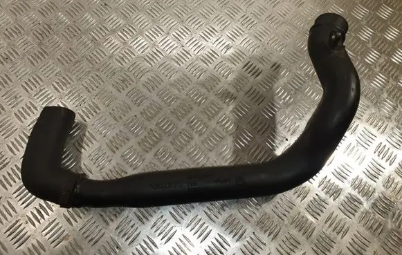 Volvo XC60 Intercooler hose/pipe 30647918