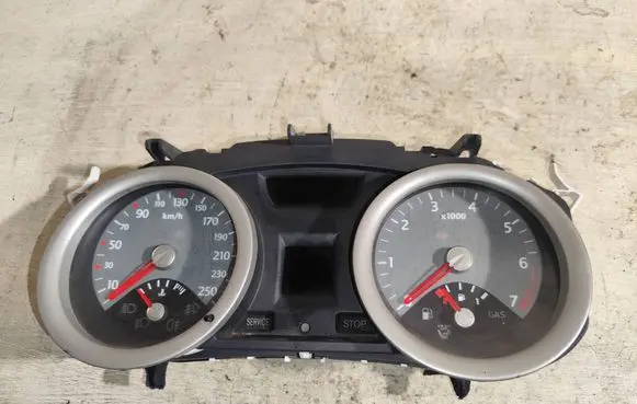 Speedometer (instrument cluster)