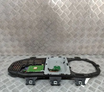 Mercedes-Benz ML W164 Aerial antenna amplifier A2518202275