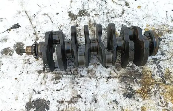 Skoda Octavia Mk1 (1U) Crankshaft 032J GGG60