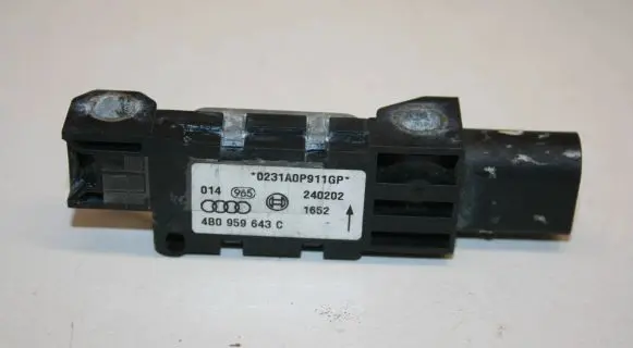 Audi A6 S6 C5 4B Airbag deployment crash/impact sensor 4B0959643C 240202 0231A0P911GP