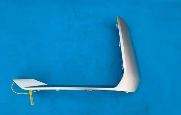 BMW 5 G60 G61 Rear bumper trim bar molding 5A1E132