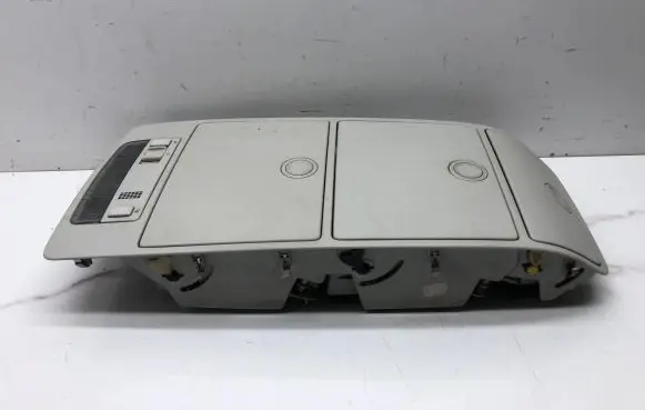 Volkswagen Golf V Front seat light 1T0868837B