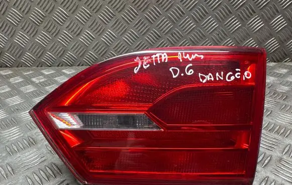 Volkswagen Jetta VI Tailgate rear/tail lights 5C6945260 5C6945260A