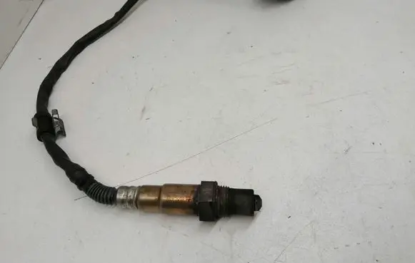 Volkswagen Golf V Lambda probe sensor 03C906262