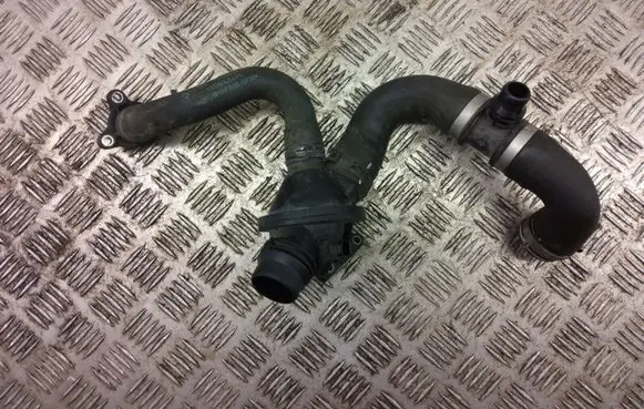 BMW X3 F25 Engine coolant pipe/hose 7615608