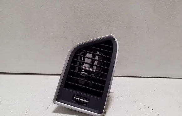 Volvo XC60 Dashboard side air vent grill/cover trim 31348656