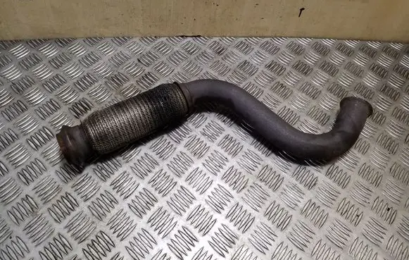 Citroen DS4 Muffler pipe connector clamp 