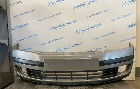 Skoda Octavia Mk2 (1Z) Front bumper 1Z0807221