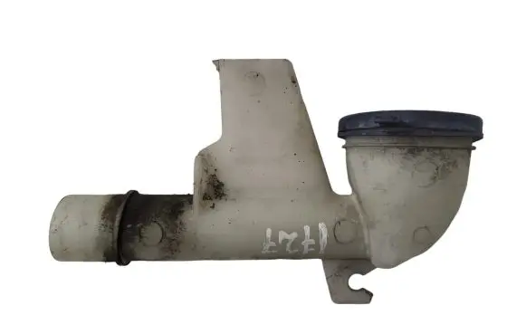 Peugeot 308 Window washer liquid tank fill tube 9800715580