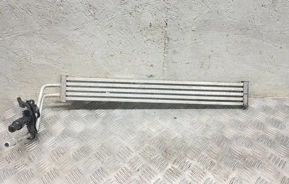 BMW 5 F10 F11 Power steering radiator 7570100 N7399004
