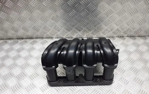Nissan Micra Intake manifold