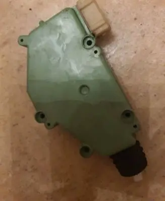Volkswagen Multivan T4 Central locking motor 701959783 403681 5B1709