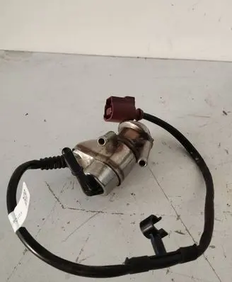 Audi A3 S3 8V AdBlue injector 04L131113P 0444025022