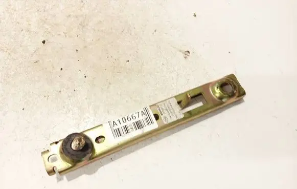 Renault Master II Seat belt adjustment rail 33019299