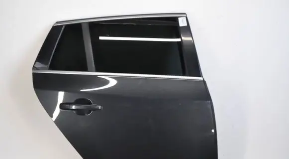 Volvo V60 Rear door 