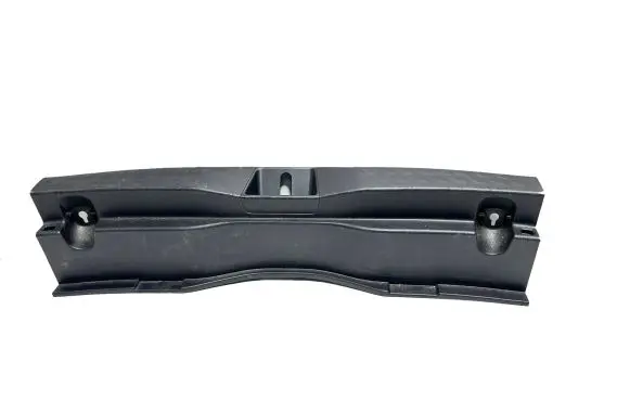 Trunk/boot sill cover protection
