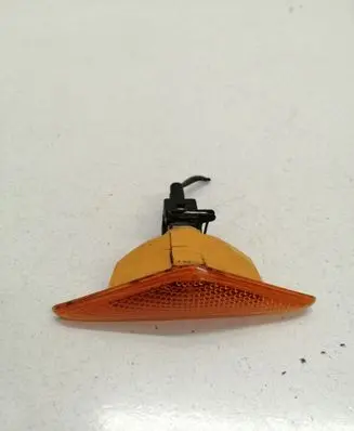 Ford Focus Front indicator light