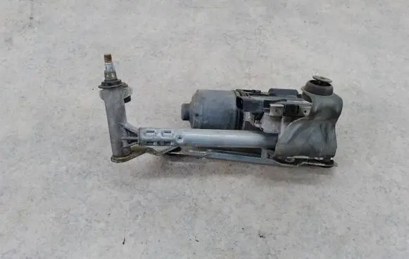 Seat Altea Front wiper linkage 5P0955120A