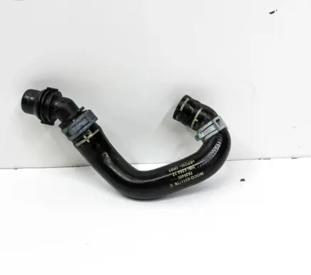 Mercedes-Benz GLC X253 C253 Engine coolant pipe/hose 7536400