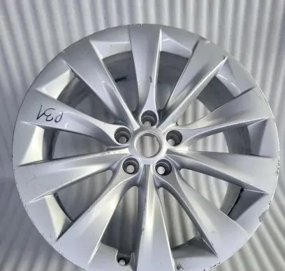 Tesla Model X R20 alloy rim 