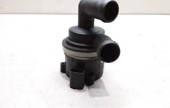 Volkswagen PASSAT B7 Electric auxiliary coolant/water pump 5N0965561A