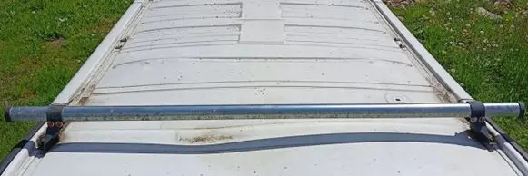 Opel Vivaro Roof bar rail
